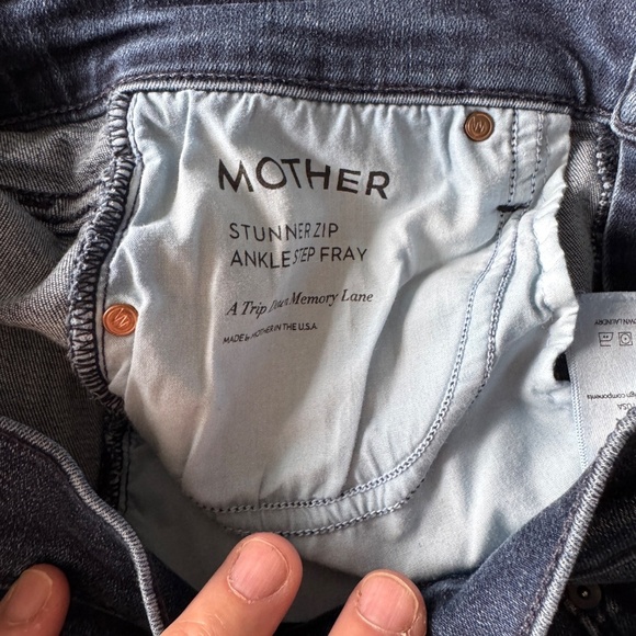 Mother STUNNER Zip Ankle Step‎ Fray Jeans Medium Wash 28 A Trip Down Memory Lane - Picture 11 of 16